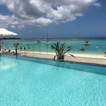 Obiches Luxury Beachfront Apartment Trou-Aux-Biches Luaran gambar