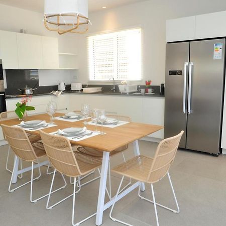 Obiches Luxury Beachfront Apartment Trou-Aux-Biches Luaran gambar