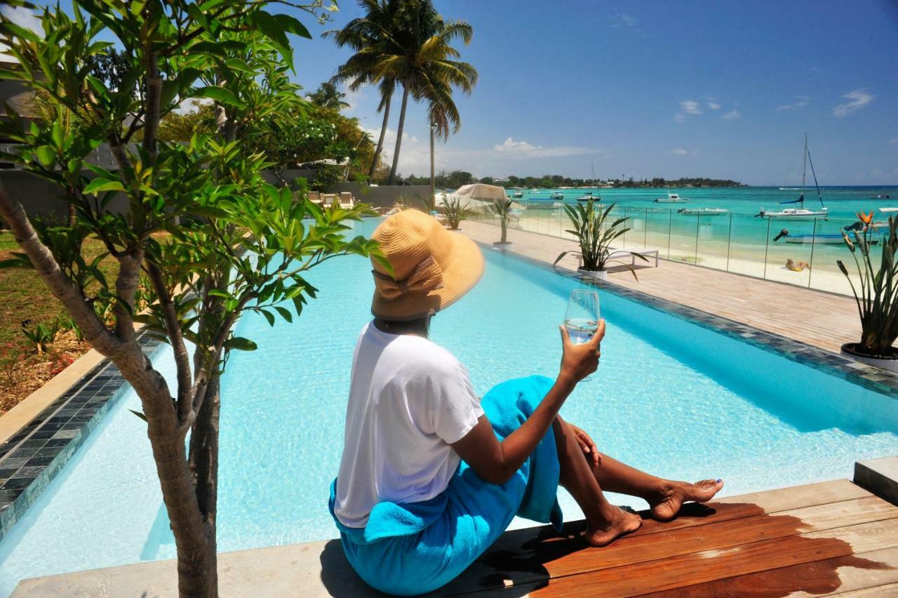 Obiches Luxury Beachfront Apartment Trou-Aux-Biches Luaran gambar