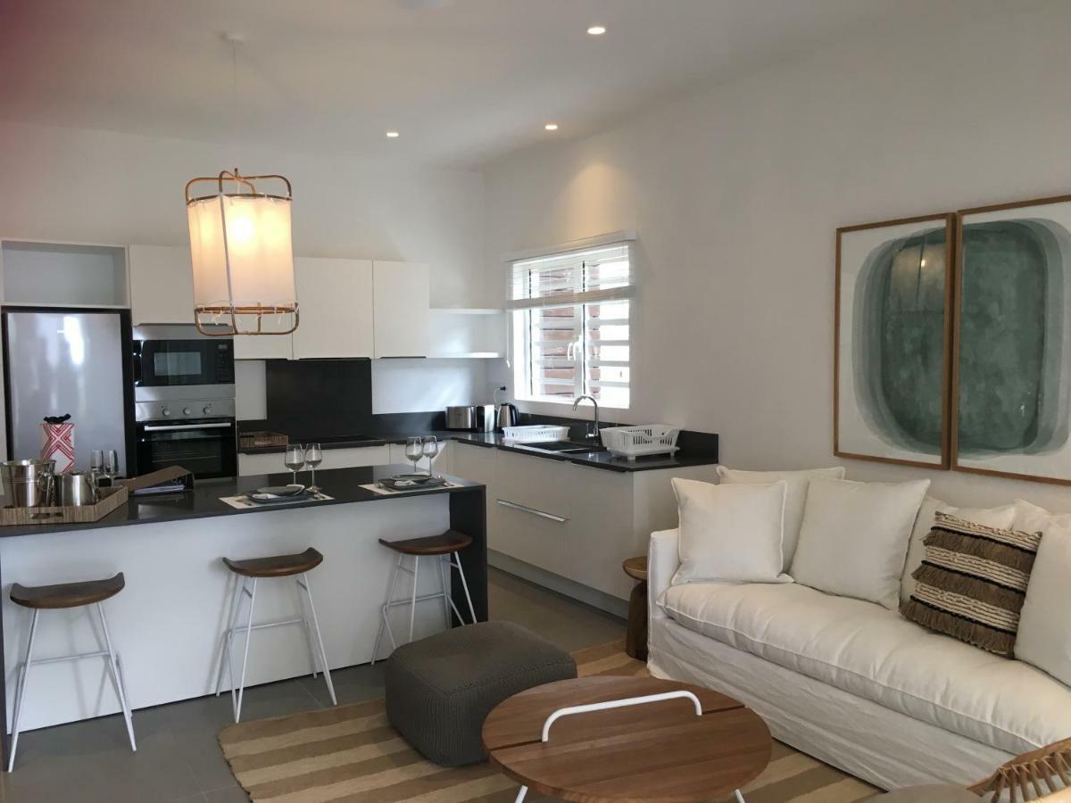 Obiches Luxury Beachfront Apartment Trou-Aux-Biches Luaran gambar