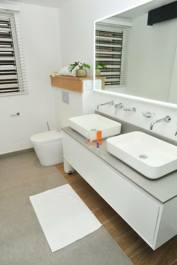 Obiches Luxury Beachfront Apartment Trou-Aux-Biches Luaran gambar