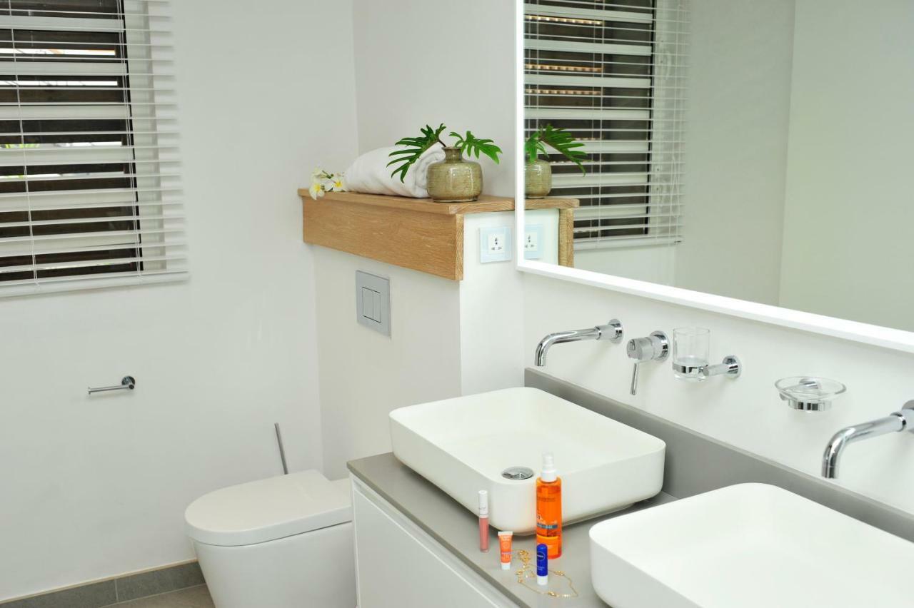 Obiches Luxury Beachfront Apartment Trou-Aux-Biches Luaran gambar