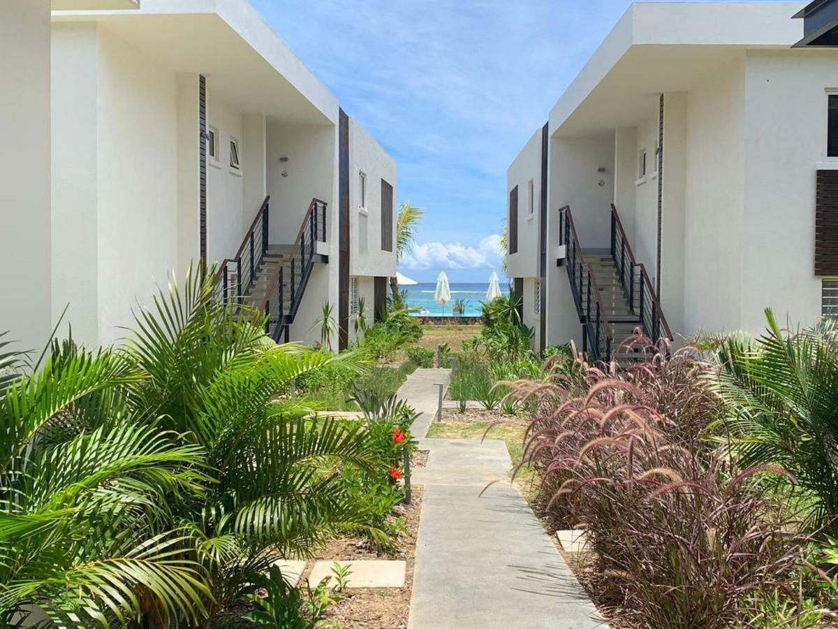 Obiches Luxury Beachfront Apartment Trou-Aux-Biches Luaran gambar