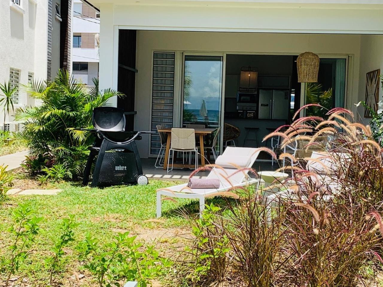 Obiches Luxury Beachfront Apartment Trou-Aux-Biches Luaran gambar