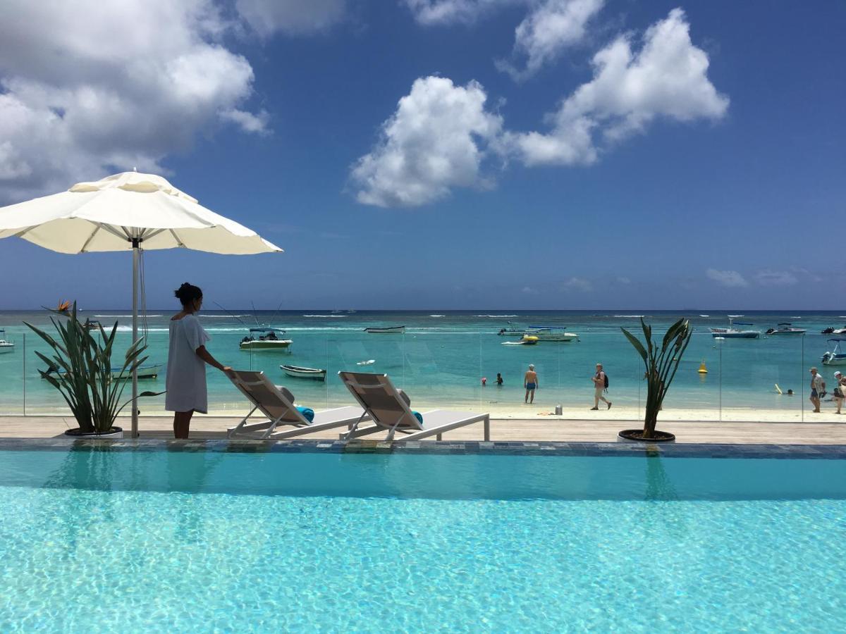 Obiches Luxury Beachfront Apartment Trou-Aux-Biches Luaran gambar