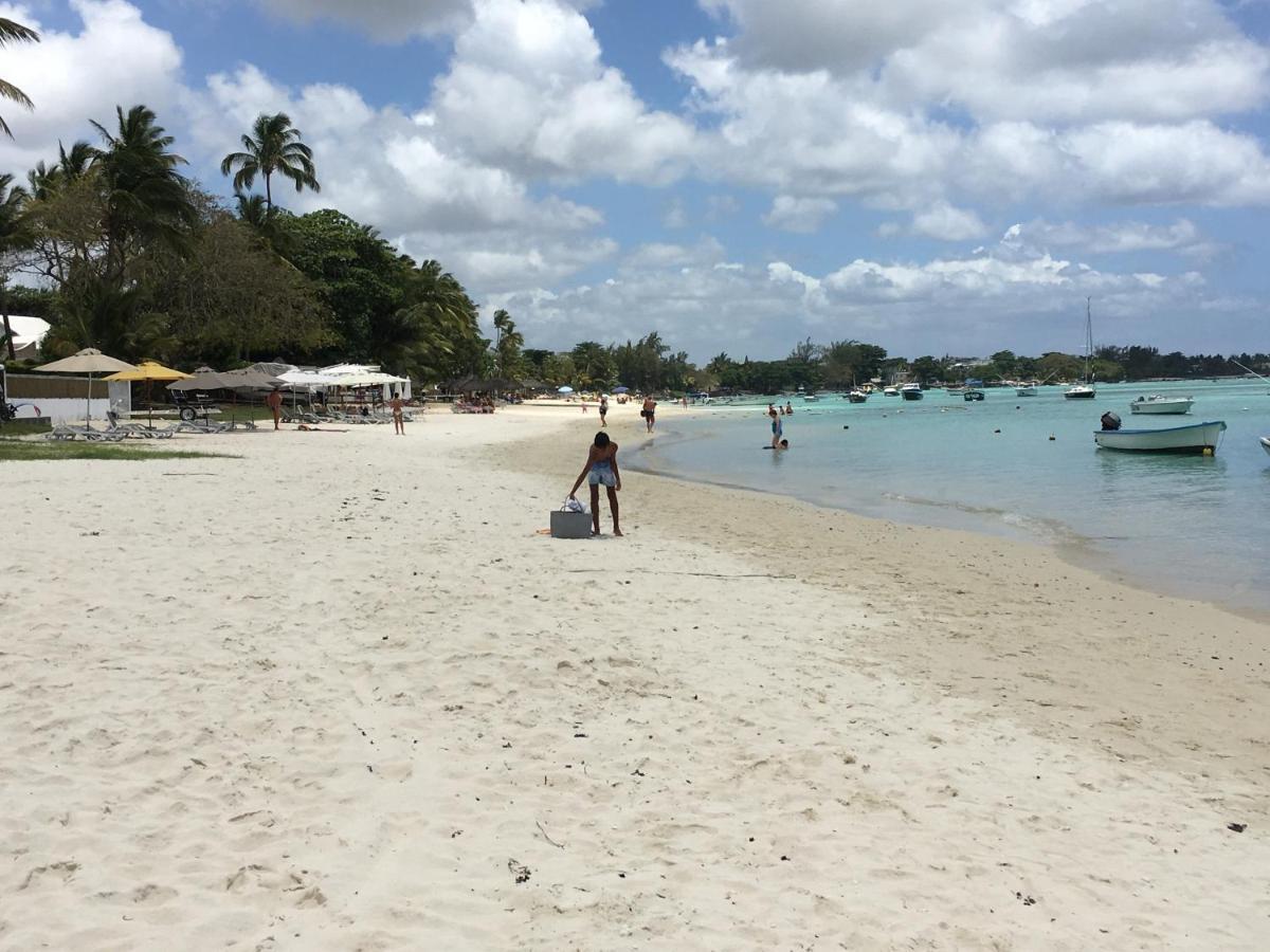 Obiches Luxury Beachfront Apartment Trou-Aux-Biches Luaran gambar