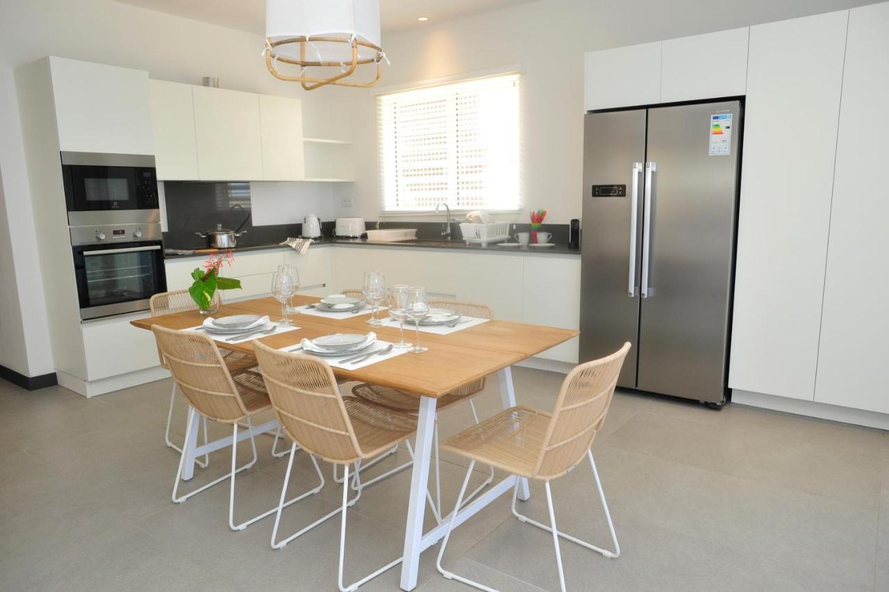 Obiches Luxury Beachfront Apartment Trou-Aux-Biches Luaran gambar
